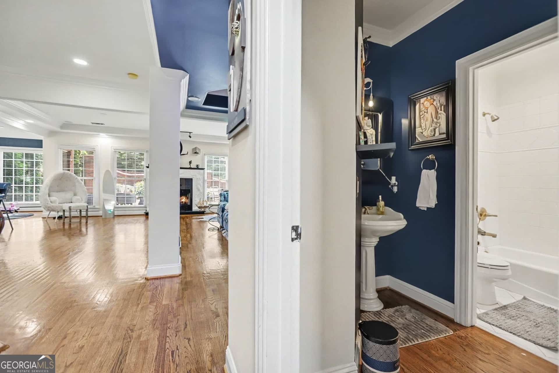 Listing photo 6