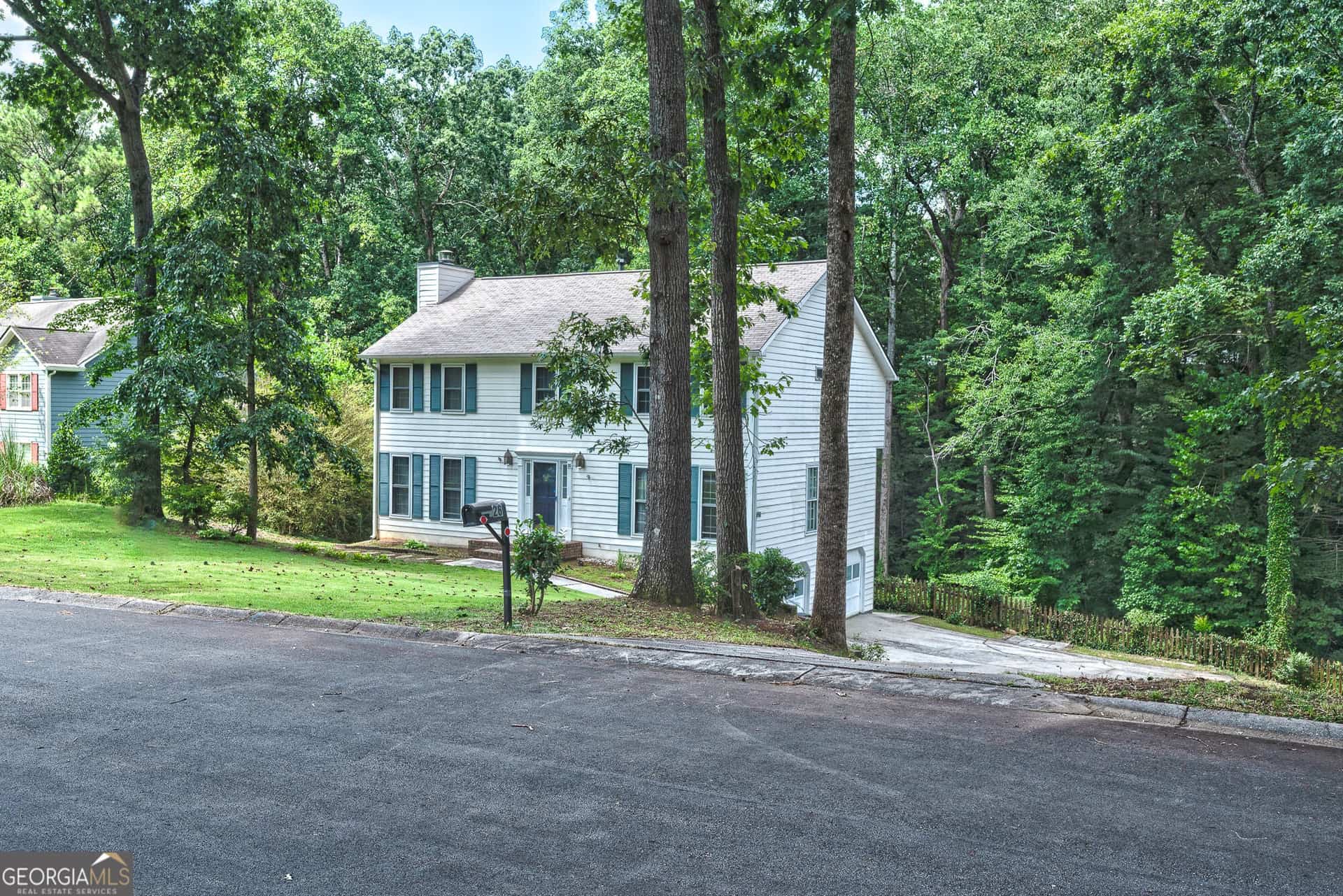Listing photo 3