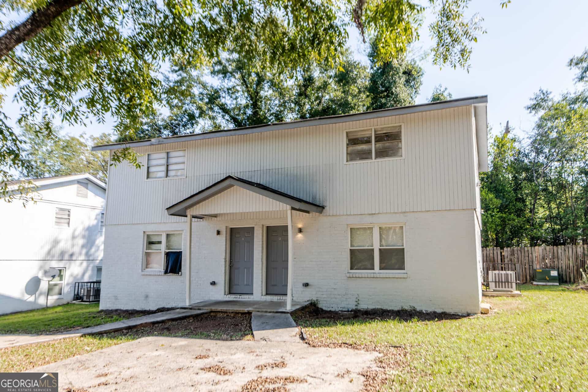 Listing photo 4