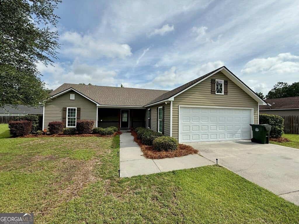 401 Spanish Moss LN, Adel, GA 31620