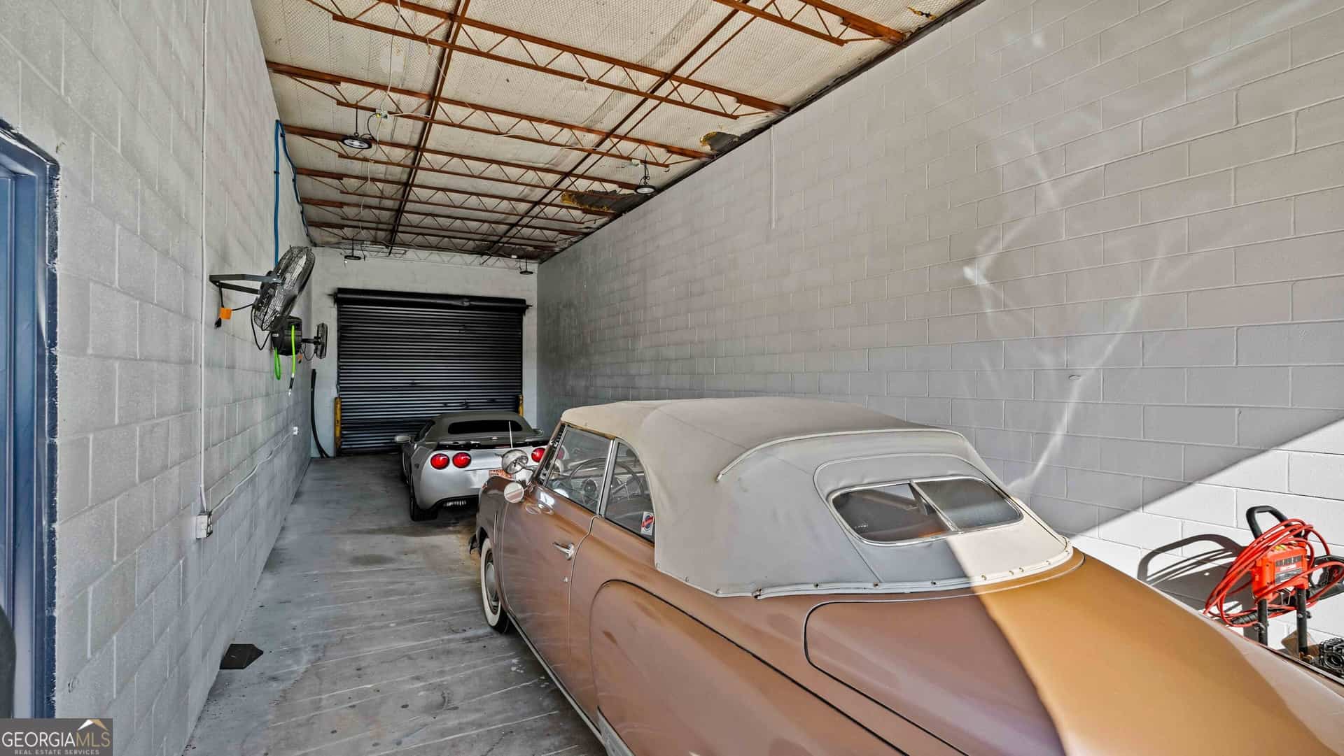 Listing photo 6