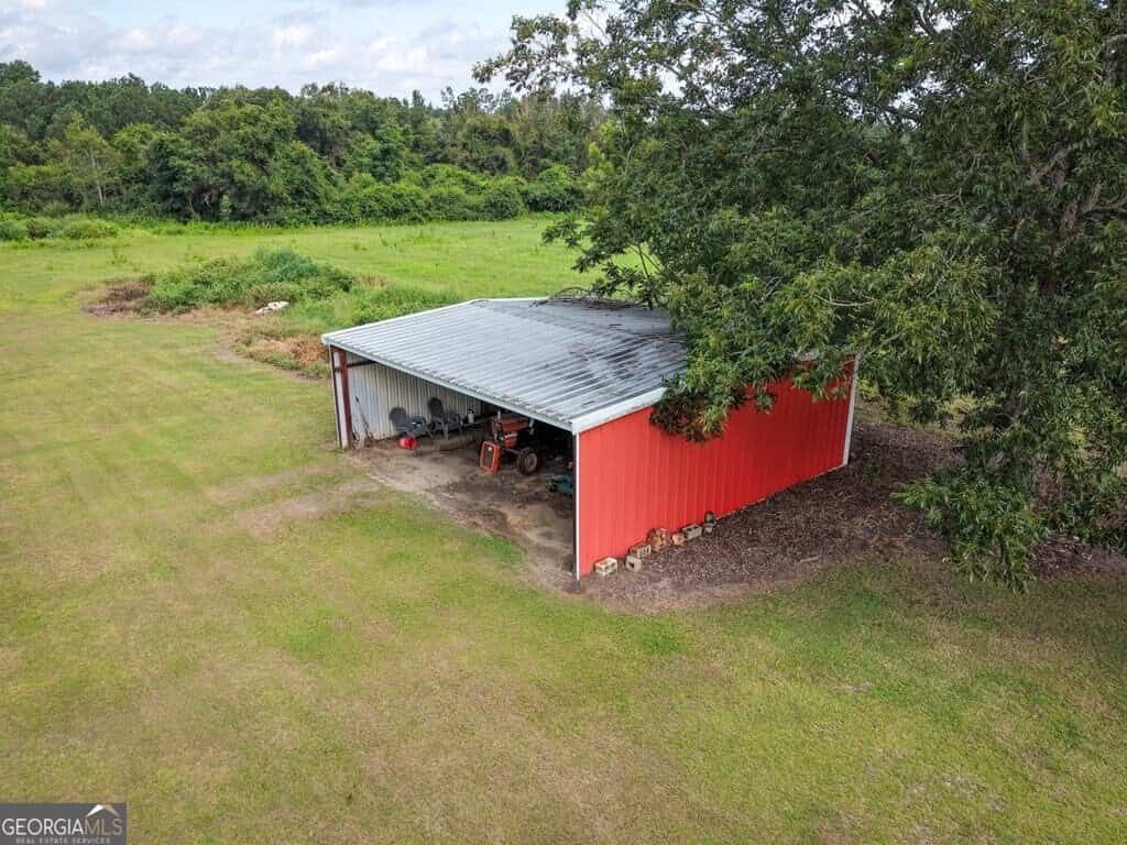 Listing photo 4