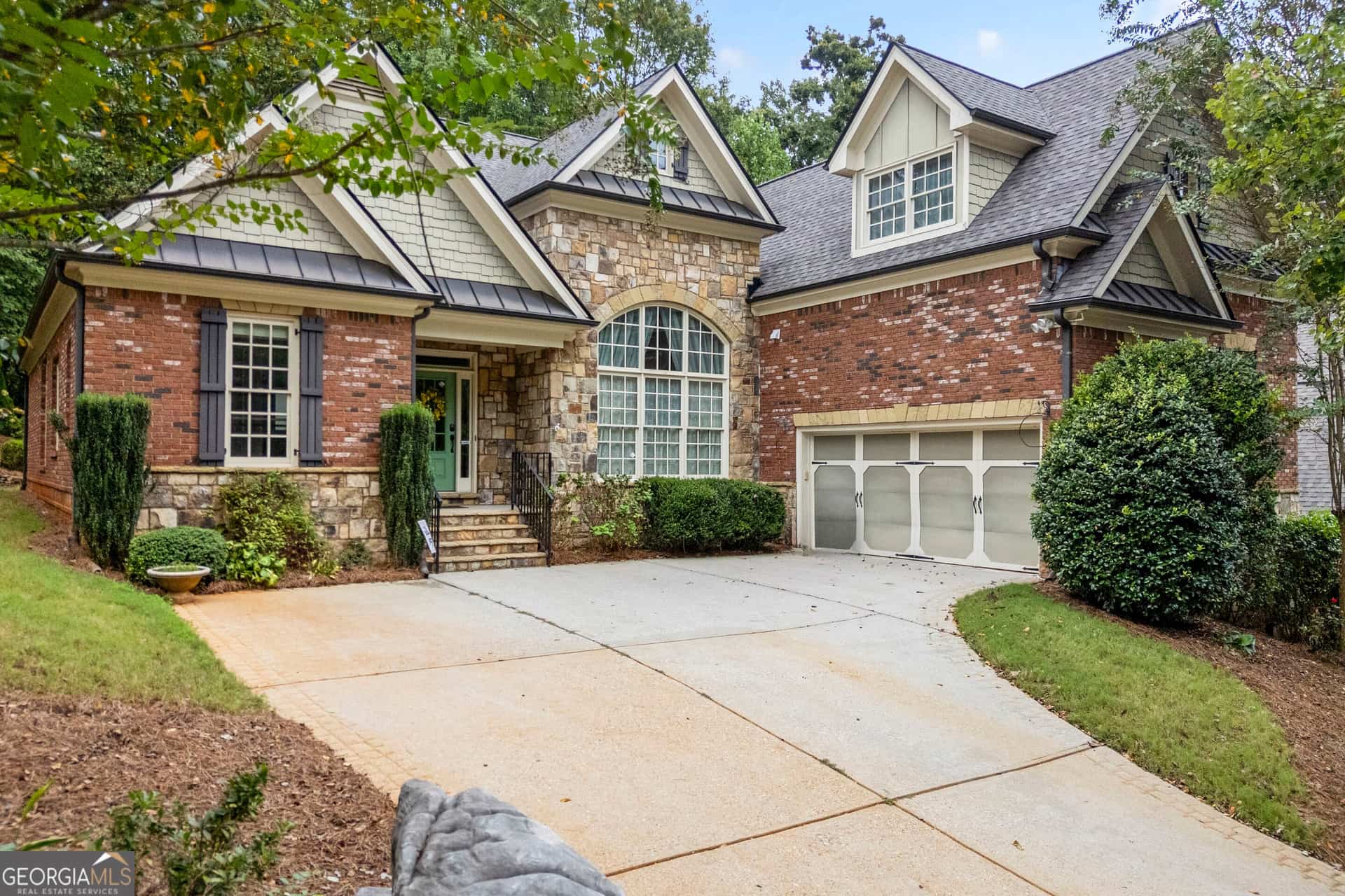 1360 Ashbury Park DR, Hoschton, GA 30548