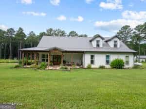 138 Posey DR, Gray, GA 31032