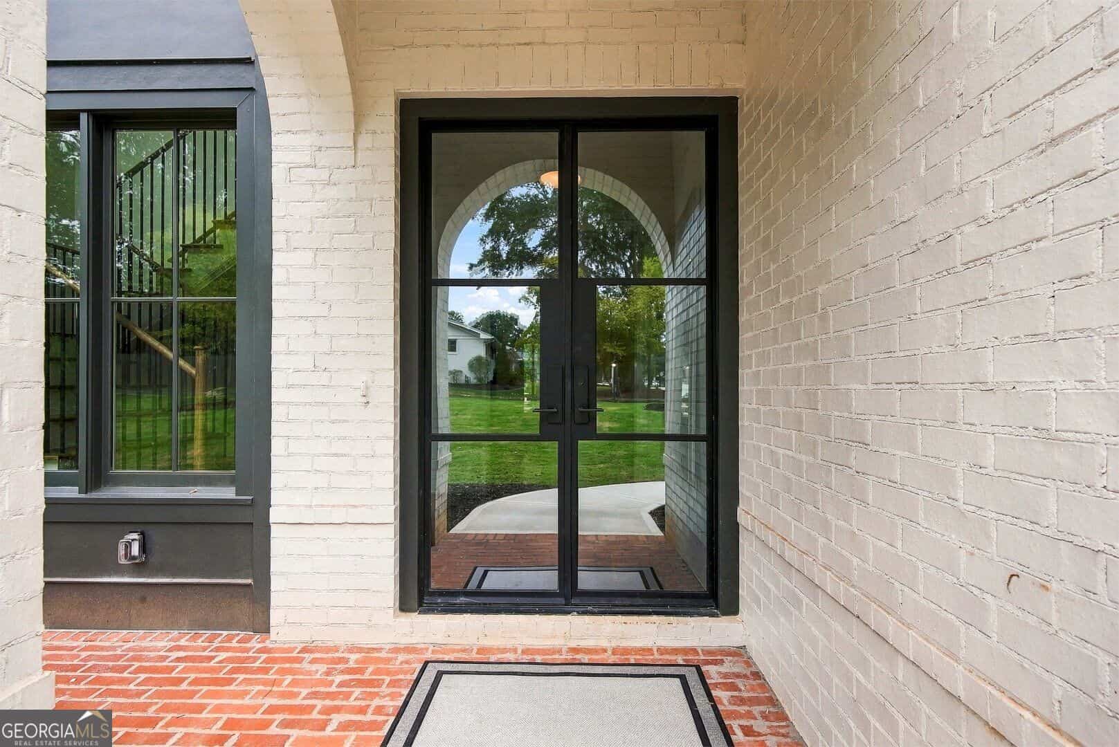 Listing photo 6