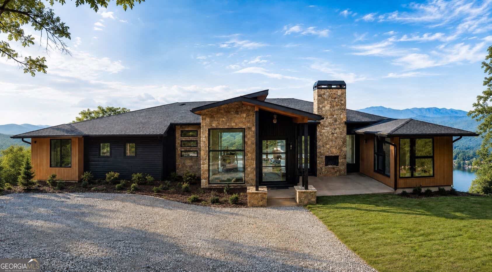 831 Sonya RD, Clayton, GA 30525