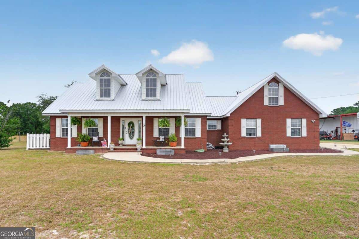 142 Lloyd DR, Jesup, GA 31545