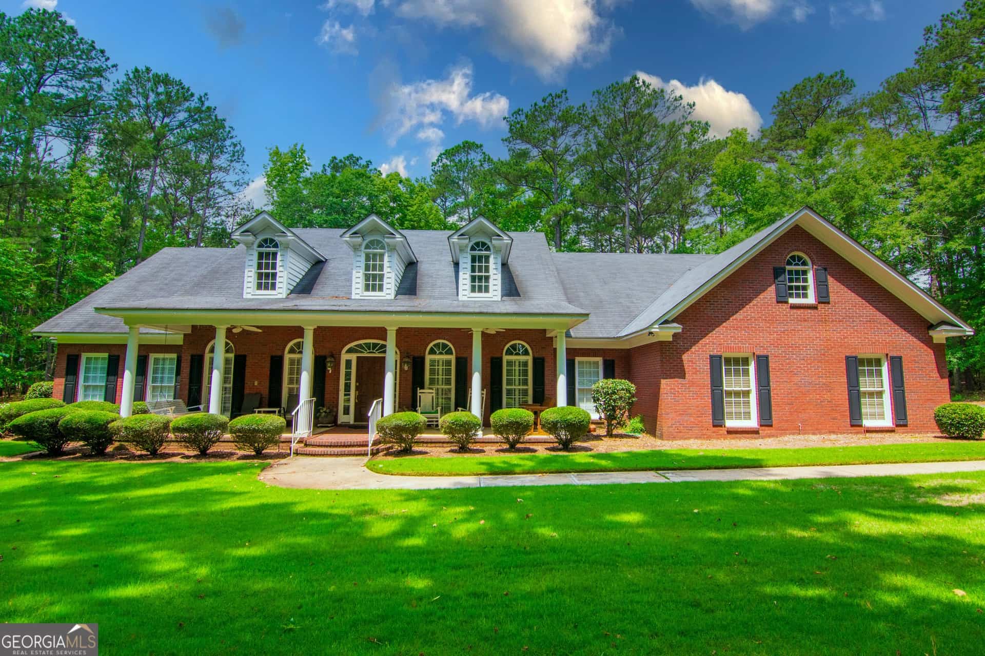 890 Piedmont Lake RD, Pine Mountain, GA 31822