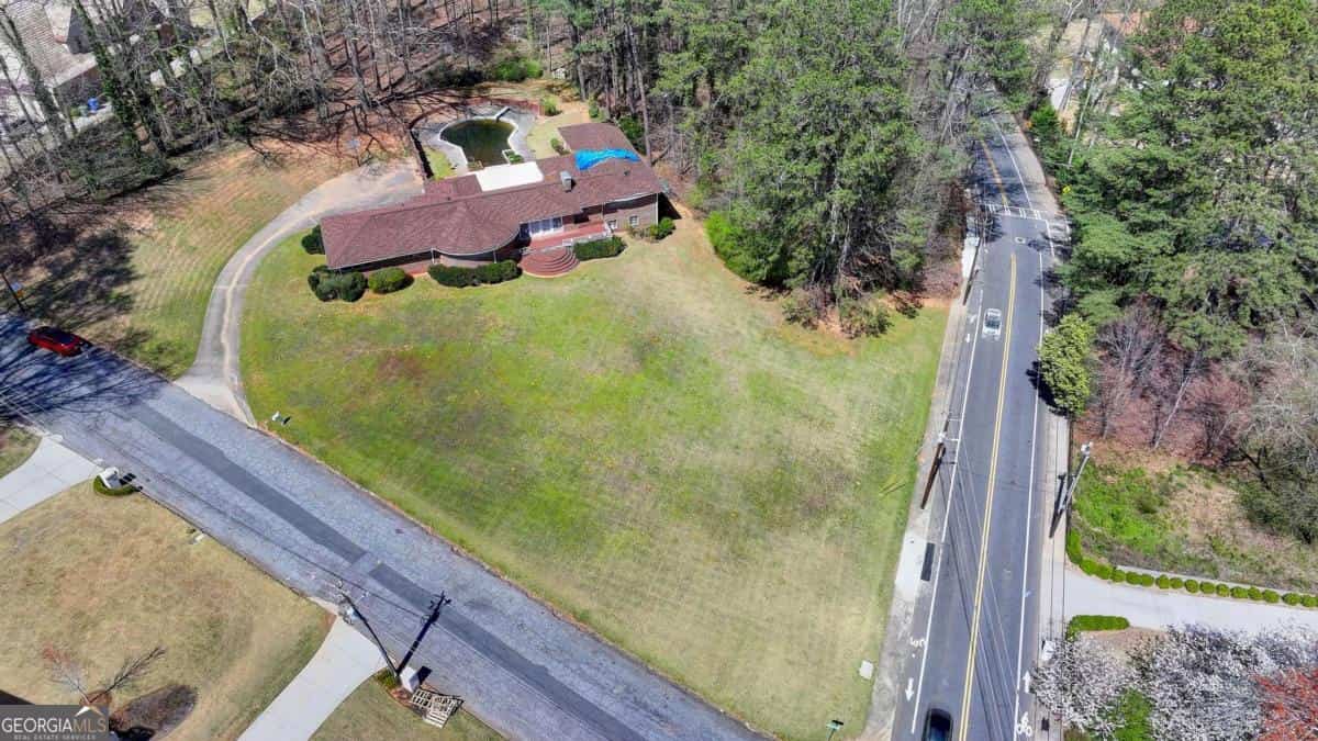 4276 Wieuca RD NE, Atlanta, GA 30342