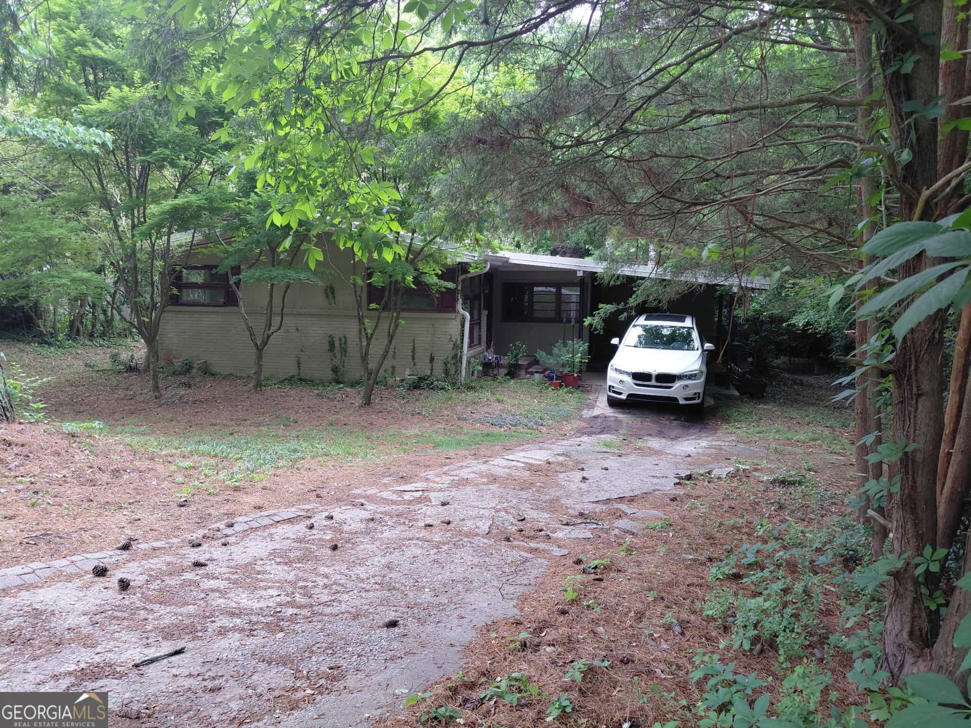 Listing photo 6