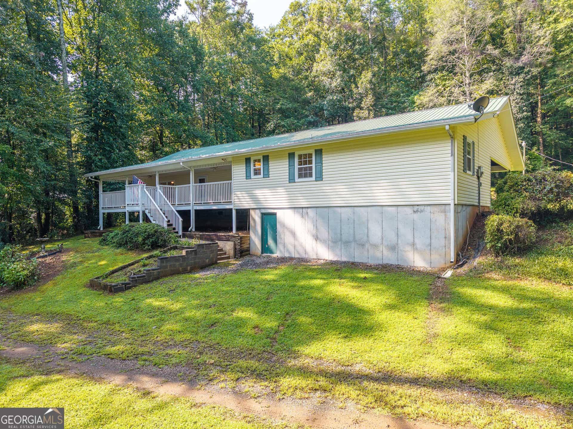61 Wilderness TRL, Ellijay, GA 30540