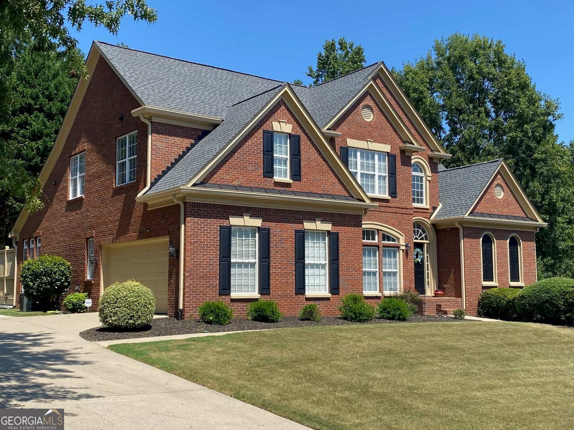 321 Bournemouth DR, Suwanee, GA 30024