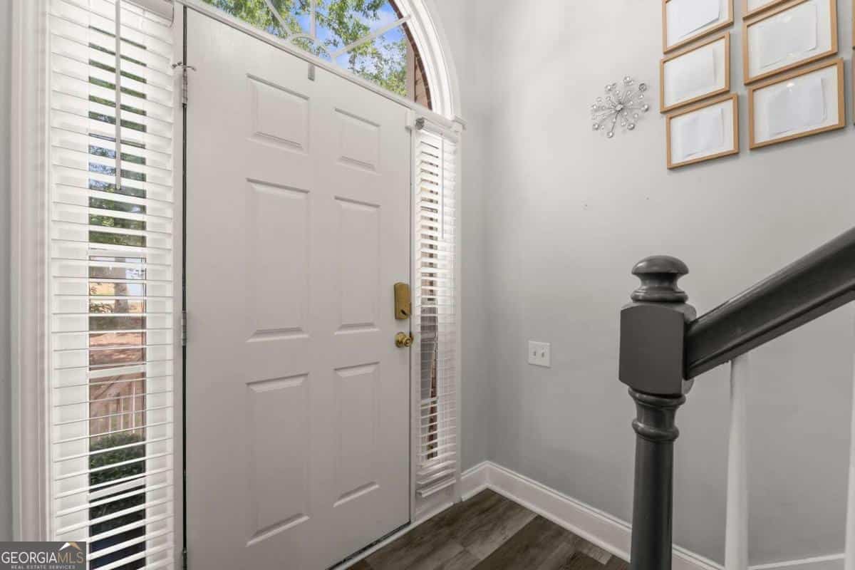 Listing photo 6