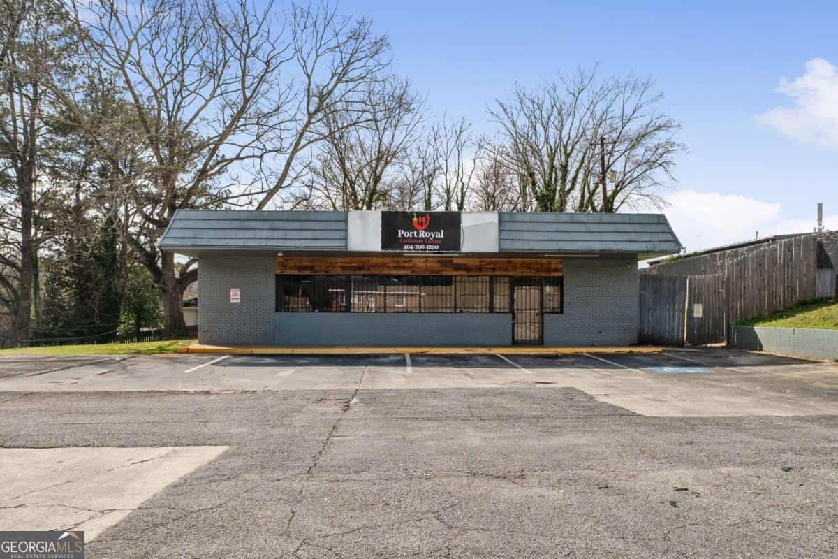 2575 Flat Shoals RD, Decatur, GA 30034