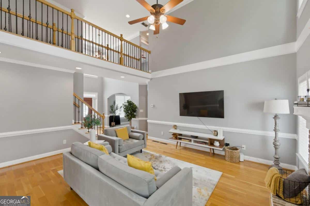 Listing photo 6