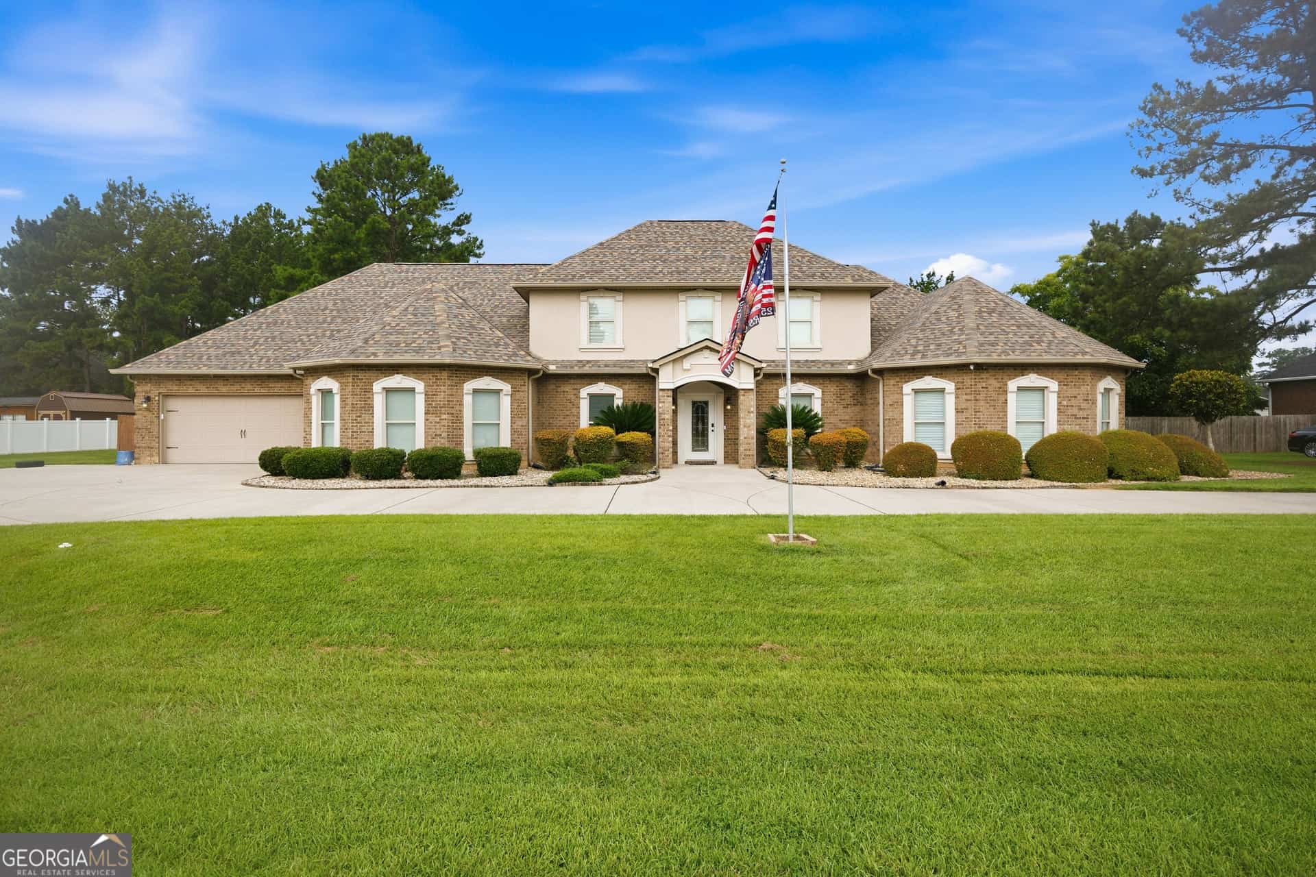 125 J DR S, Macon, GA 31216