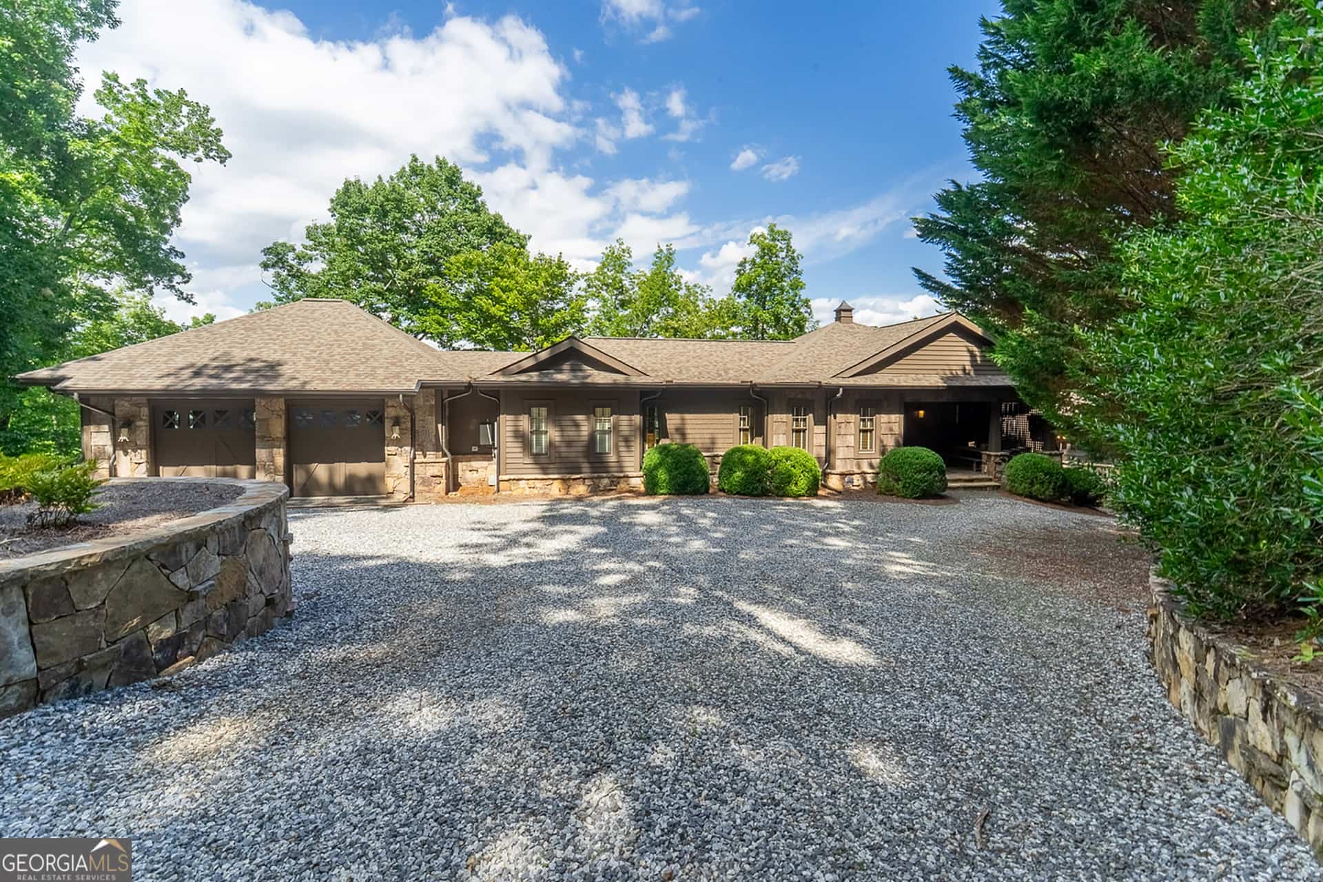 41 Lady Bug LN, Clayton, GA 30525