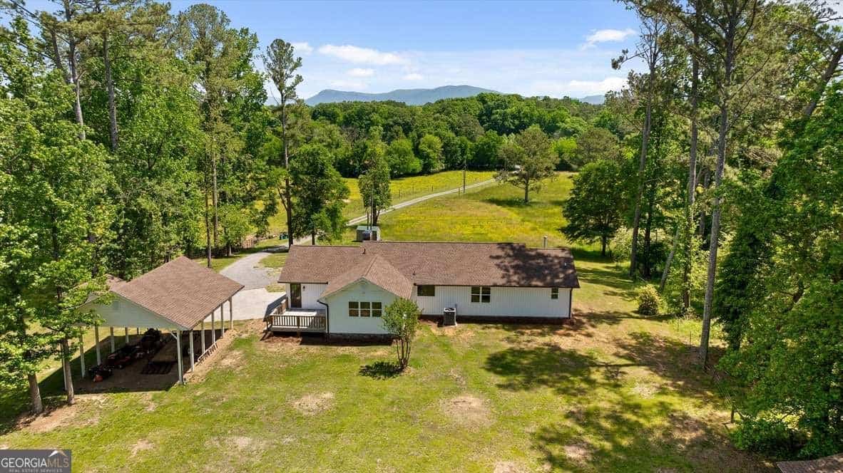 446 Brown Bridge RD, Chatsworth, GA 30705
