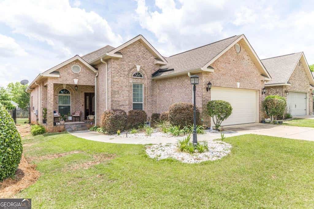 504 Eagle Springs DR, Centerville, GA 31028