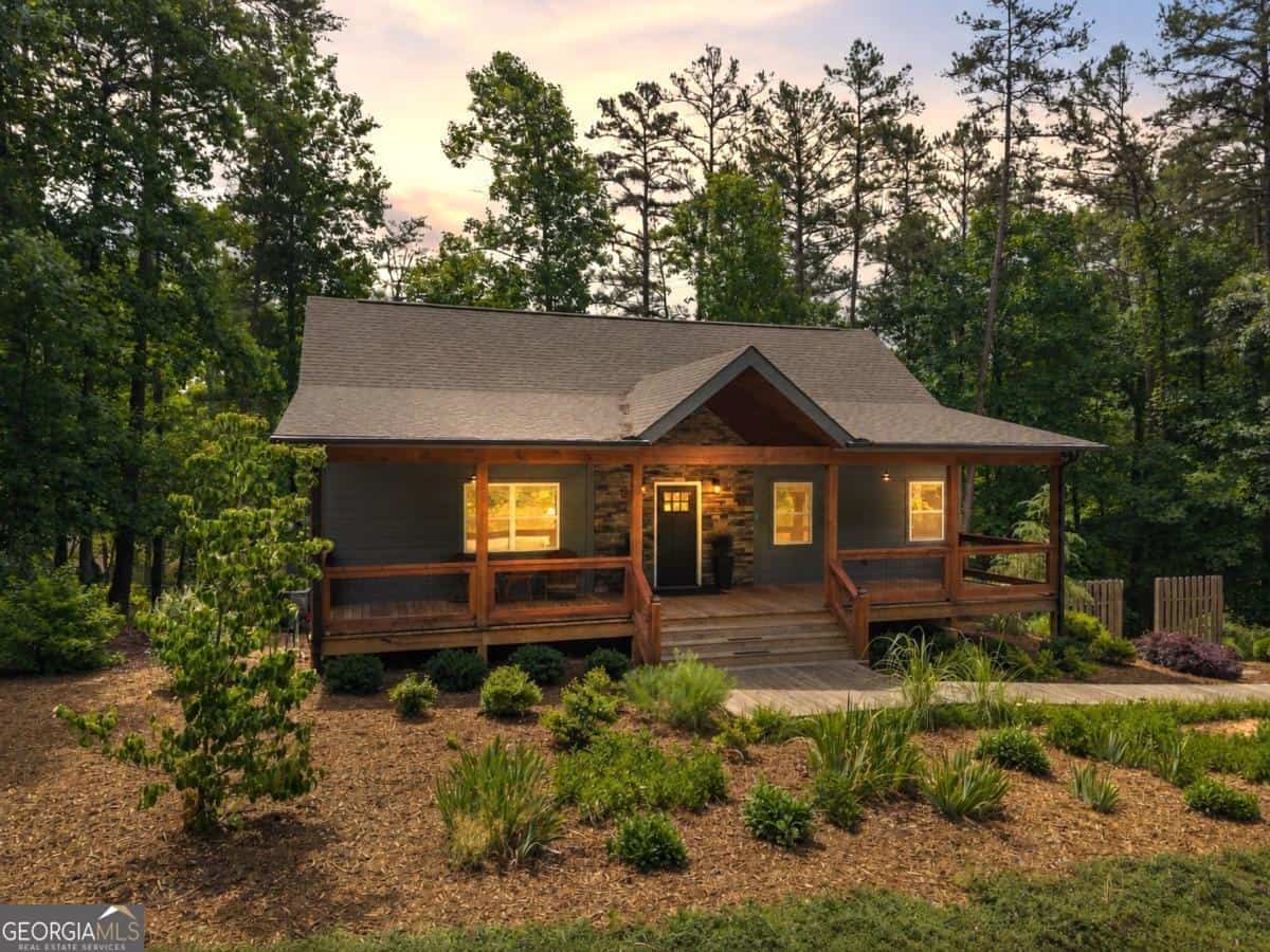 531 Sowers RD, Blue Ridge, GA 30513