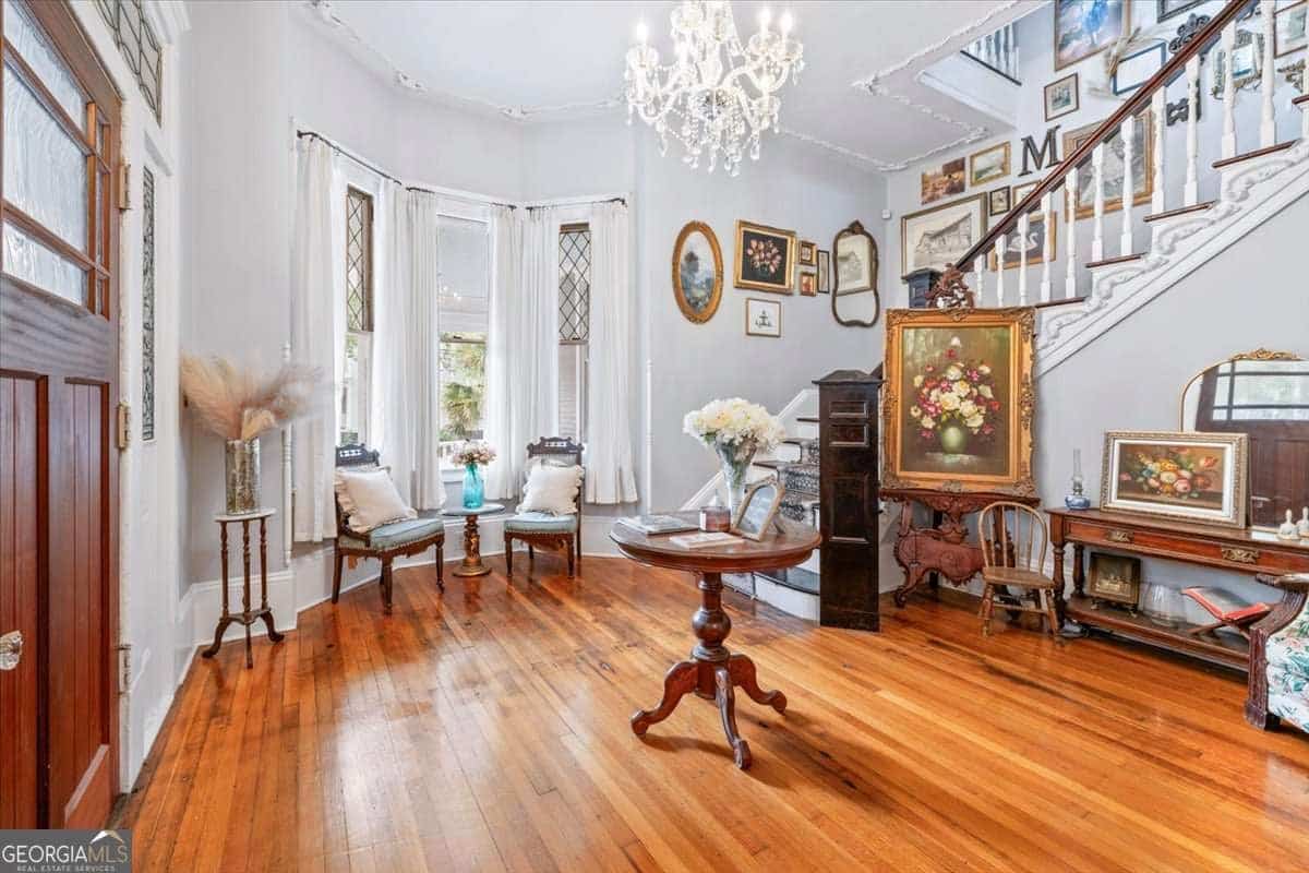 Listing photo 6