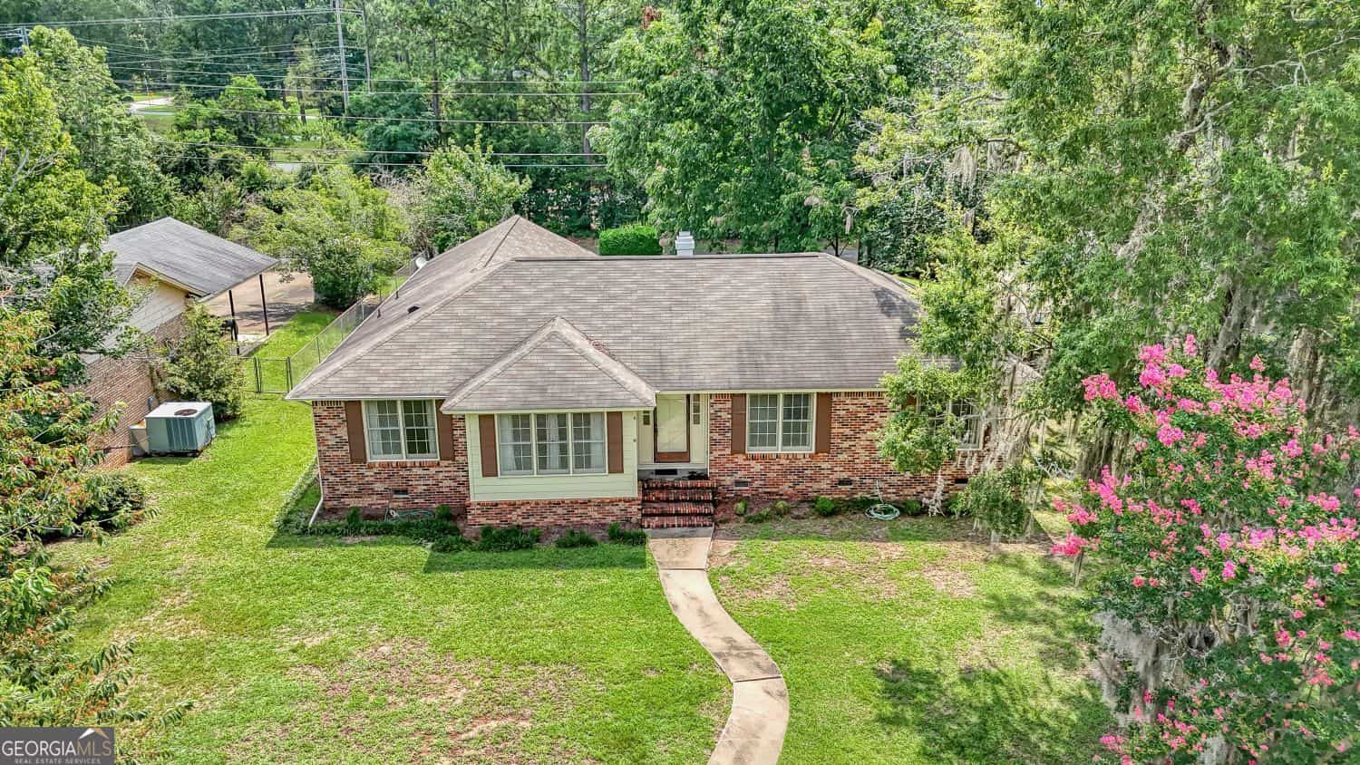1520 Webb ST, Albany, GA 31721
