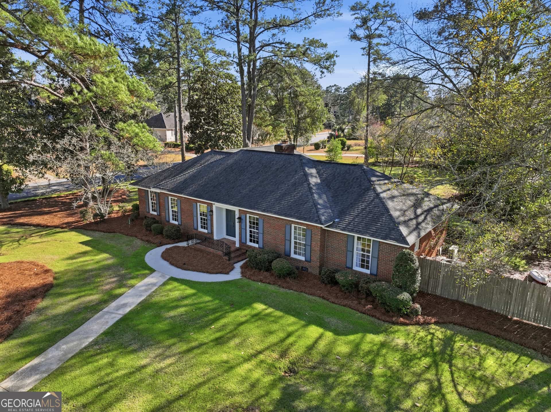 2200 Wycliff LN, Albany, GA 31721