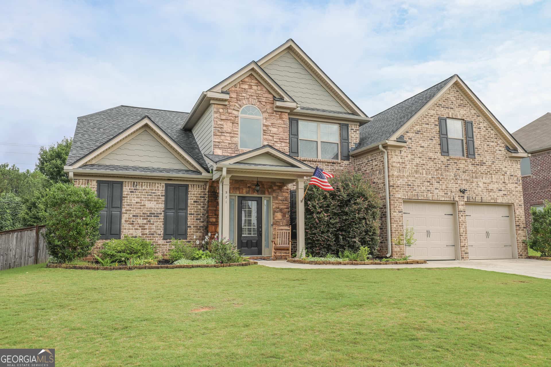 571 Stonebranch DR, Loganville, GA 30052
