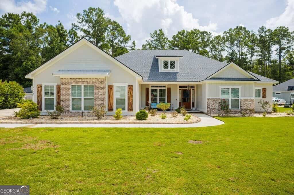 3754 Knights Mill DR, Valdosta, GA 31605