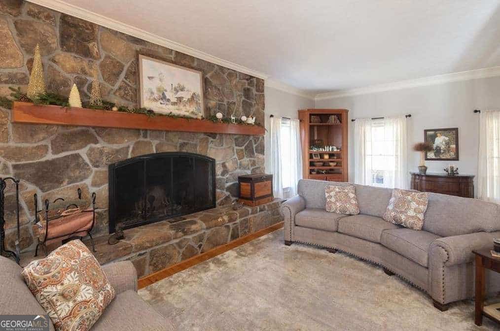 Listing photo 6