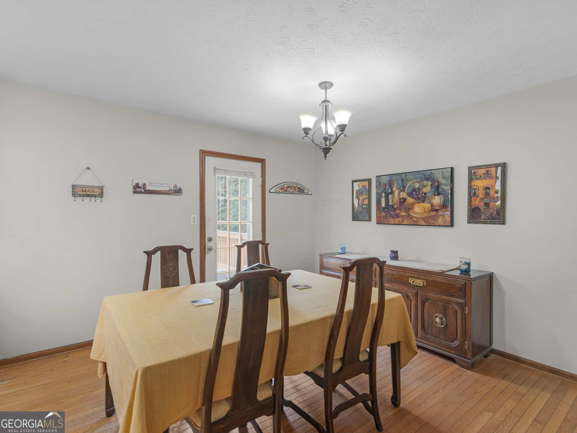 Listing photo 6