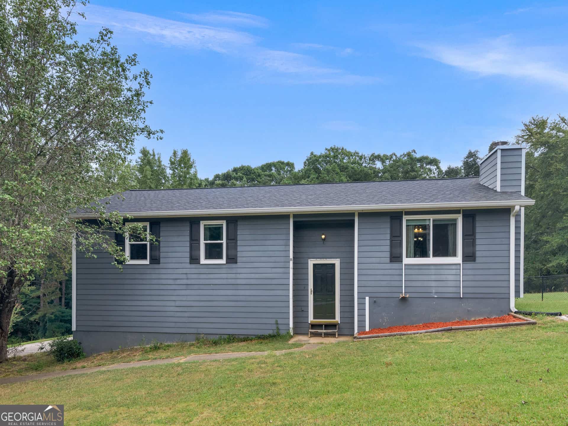 2065 Gum Creek Lane, Loganville, GA 30052