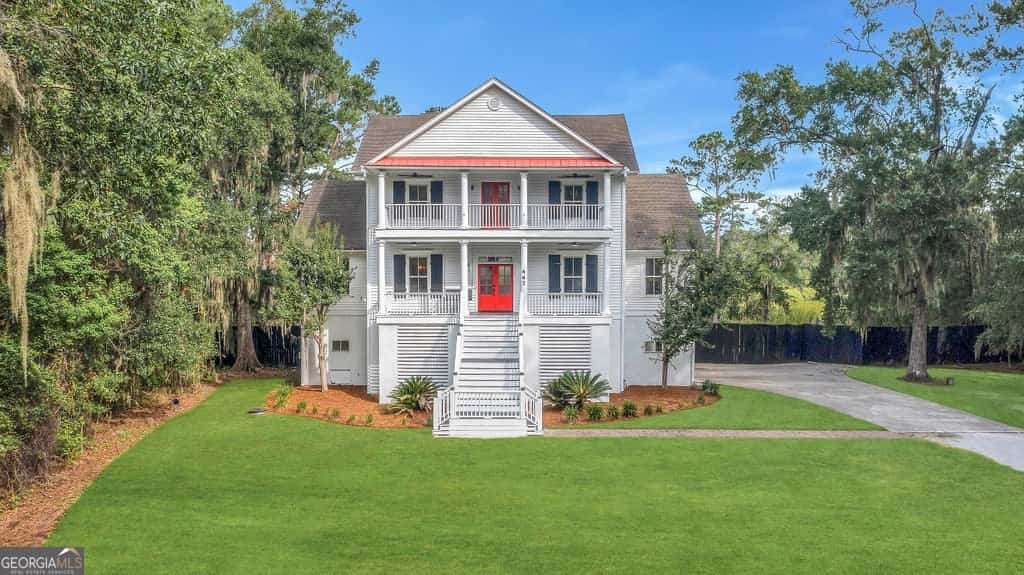 447 Sterling Woods DR, Richmond Hill, GA 31324