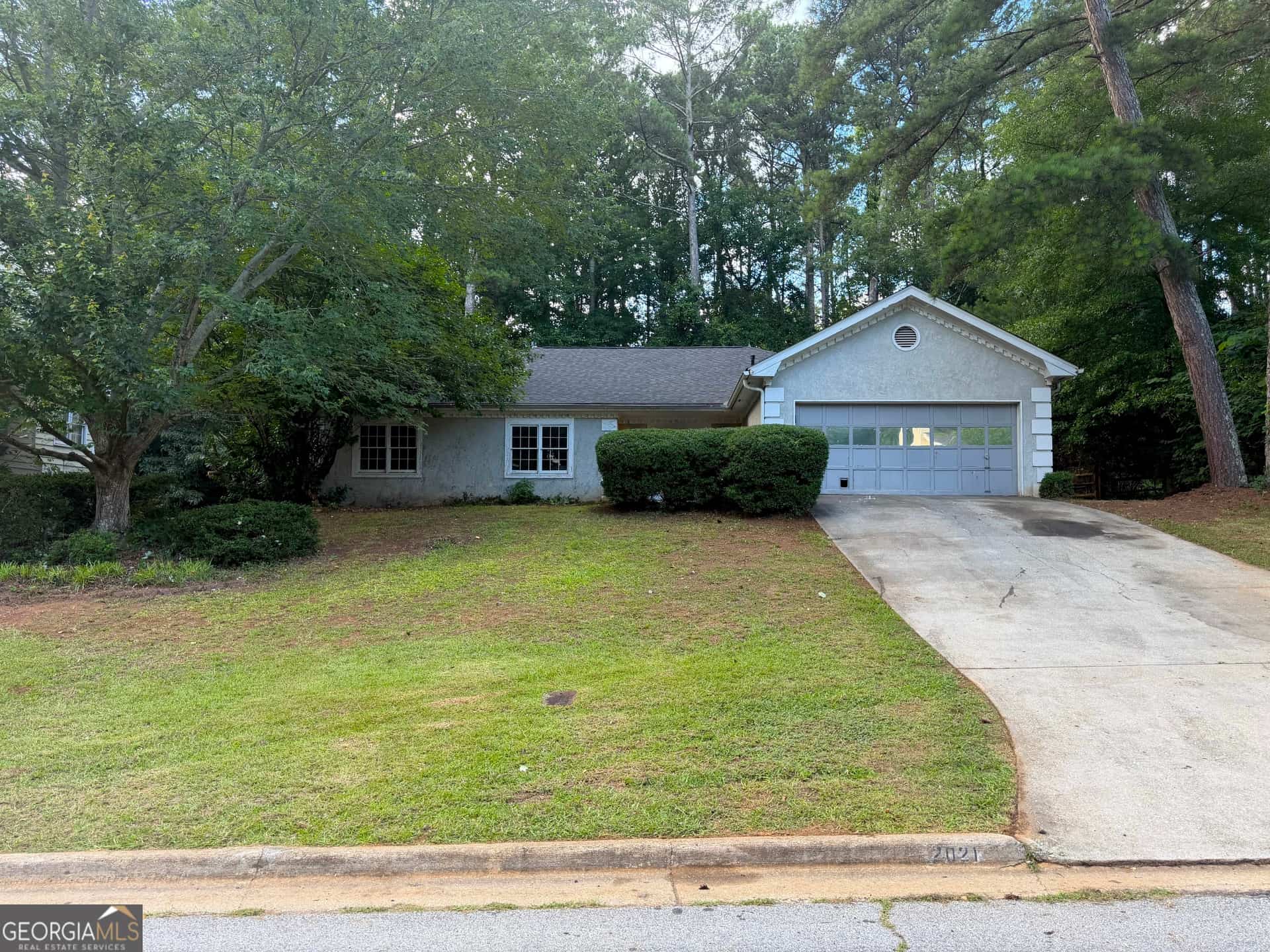 2021 Huntcliff DR, Lawrenceville, GA 30043