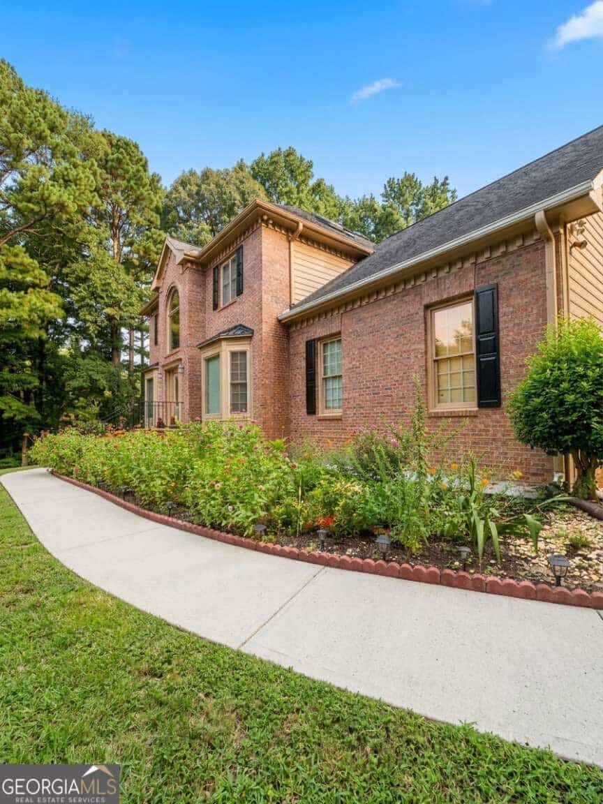Listing photo 4