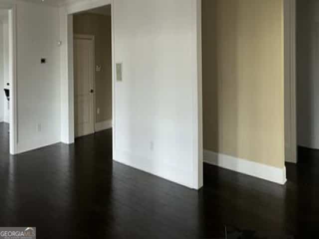 Listing photo 6