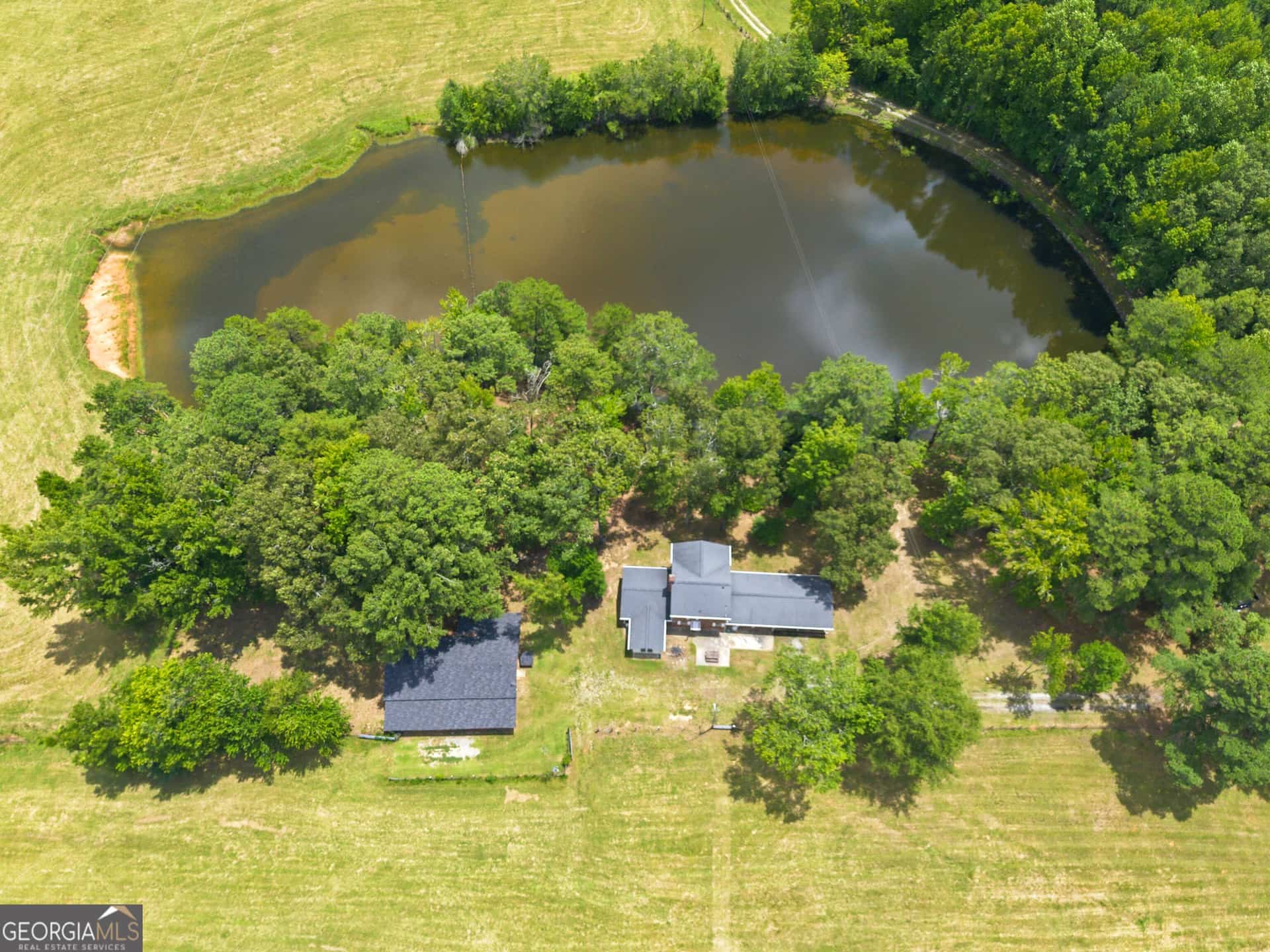 607 Grant RD, Brooks, GA 30205
