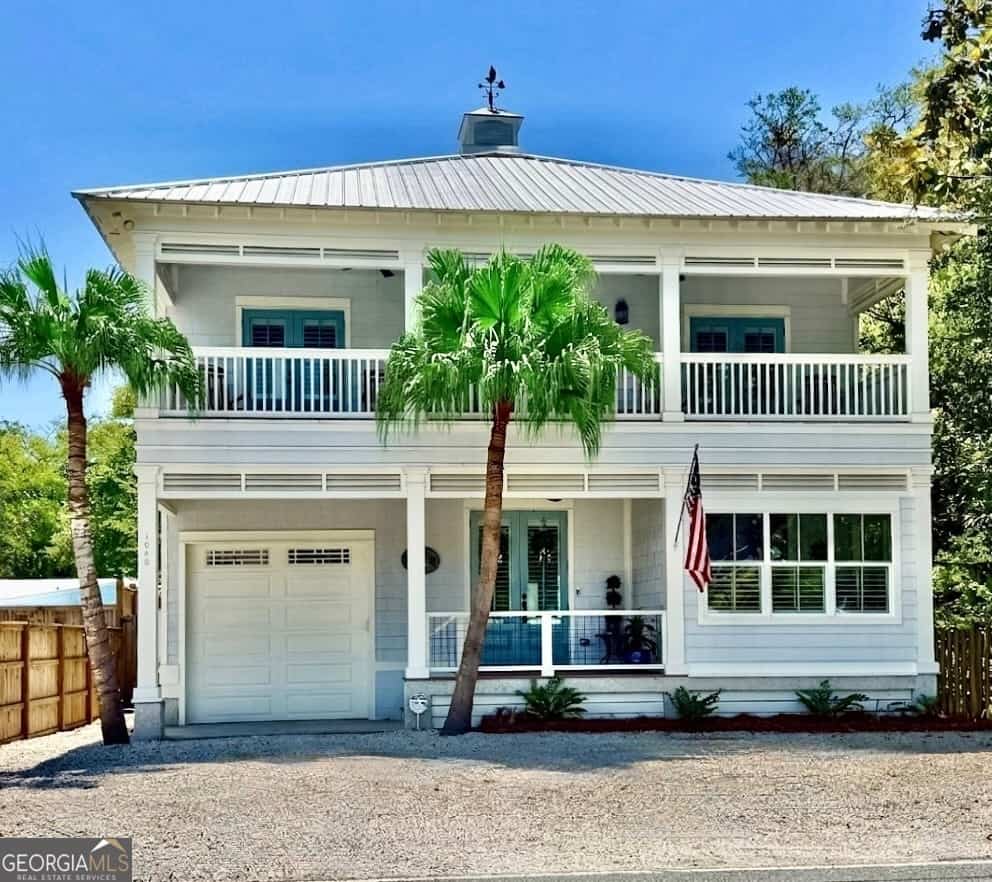 1040 Demere RD, St. Simons, GA 31522