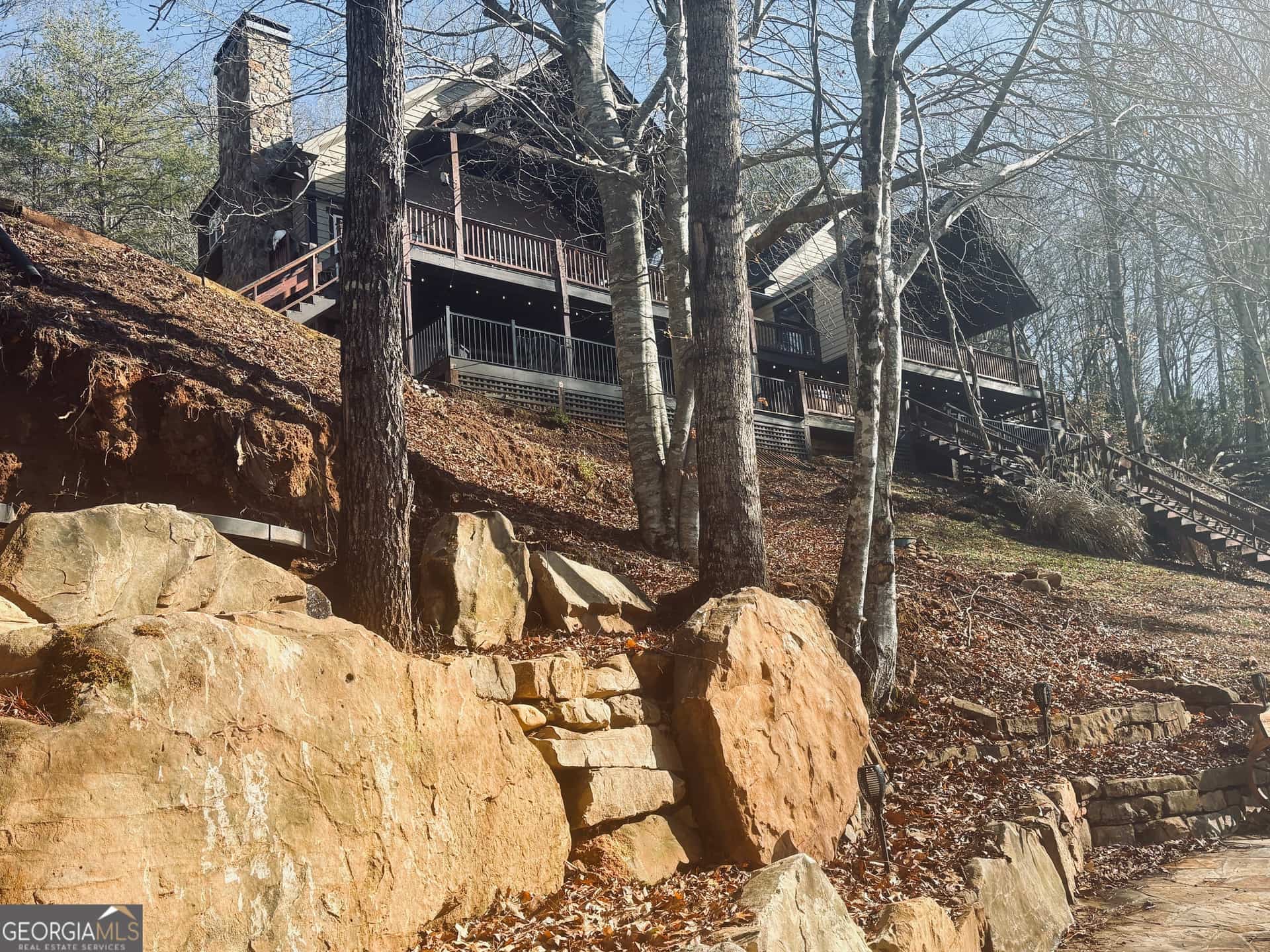 2003 Bend Of The River RD, Hiawassee, GA 30546