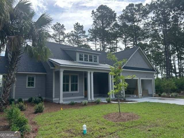 105 Lone Pine CT, Waverly, GA 31565