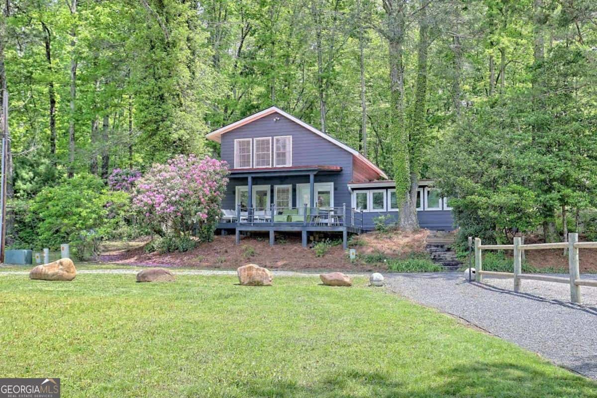 89 Arkansas LN, Tiger, GA 30576