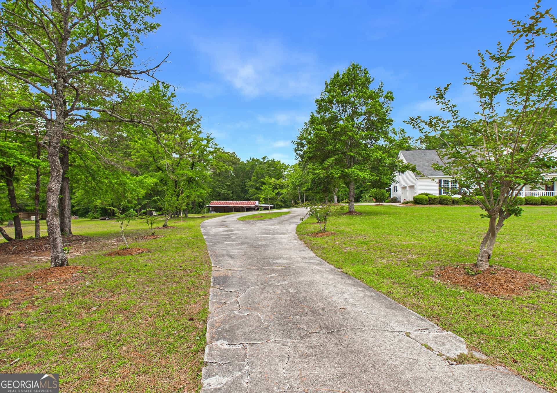 Listing photo 6