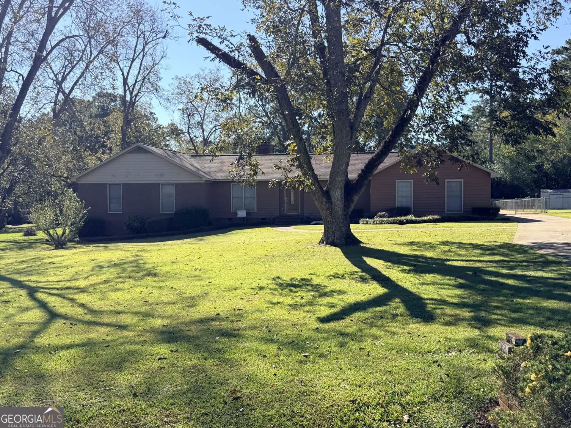 168 Berkeley RD, Albany, GA 31721