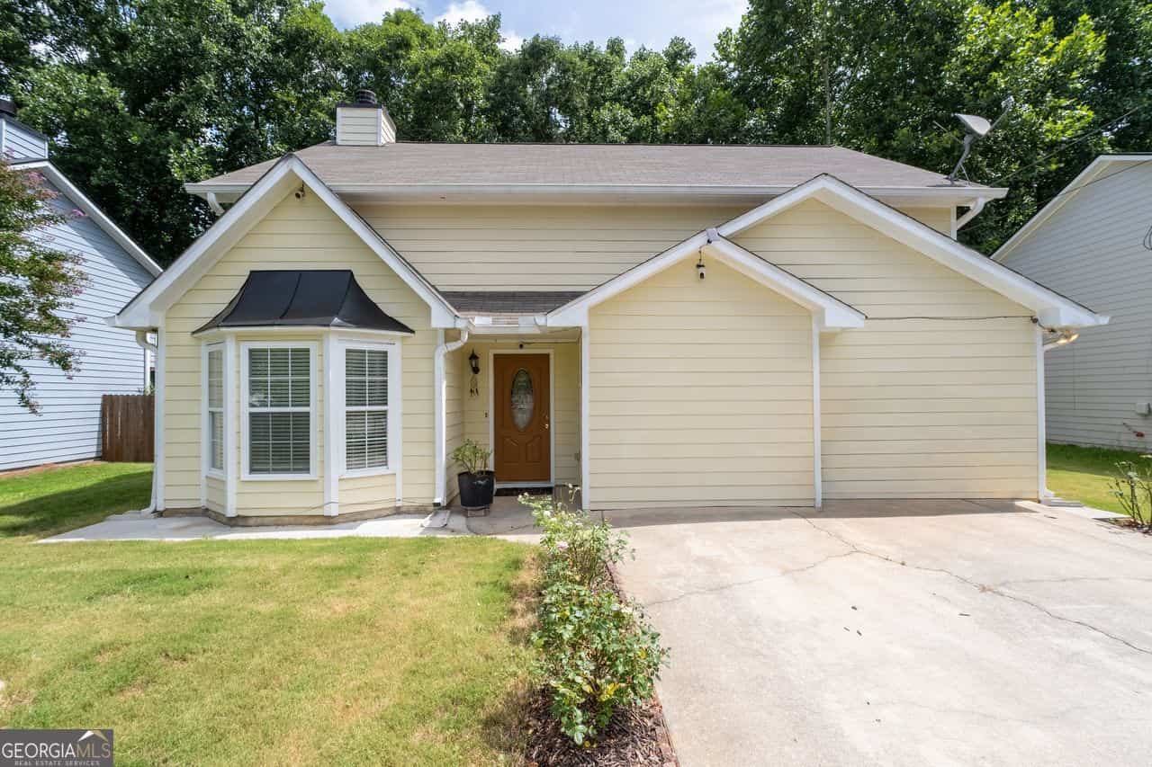 Listing photo 2