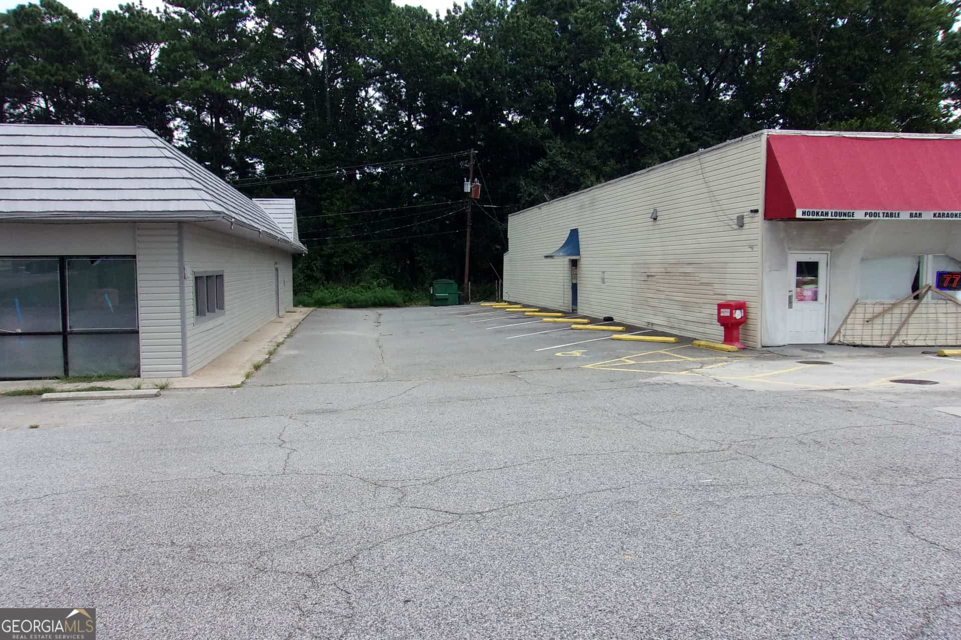 Listing photo 3