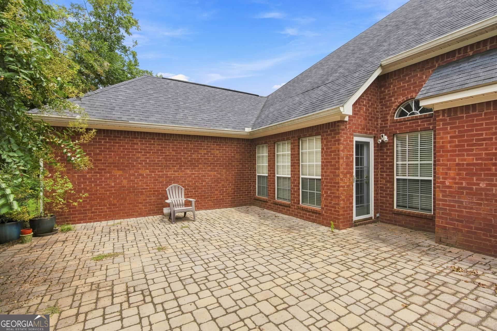 Listing photo 6