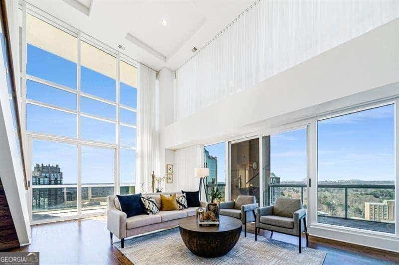 Listing photo 6