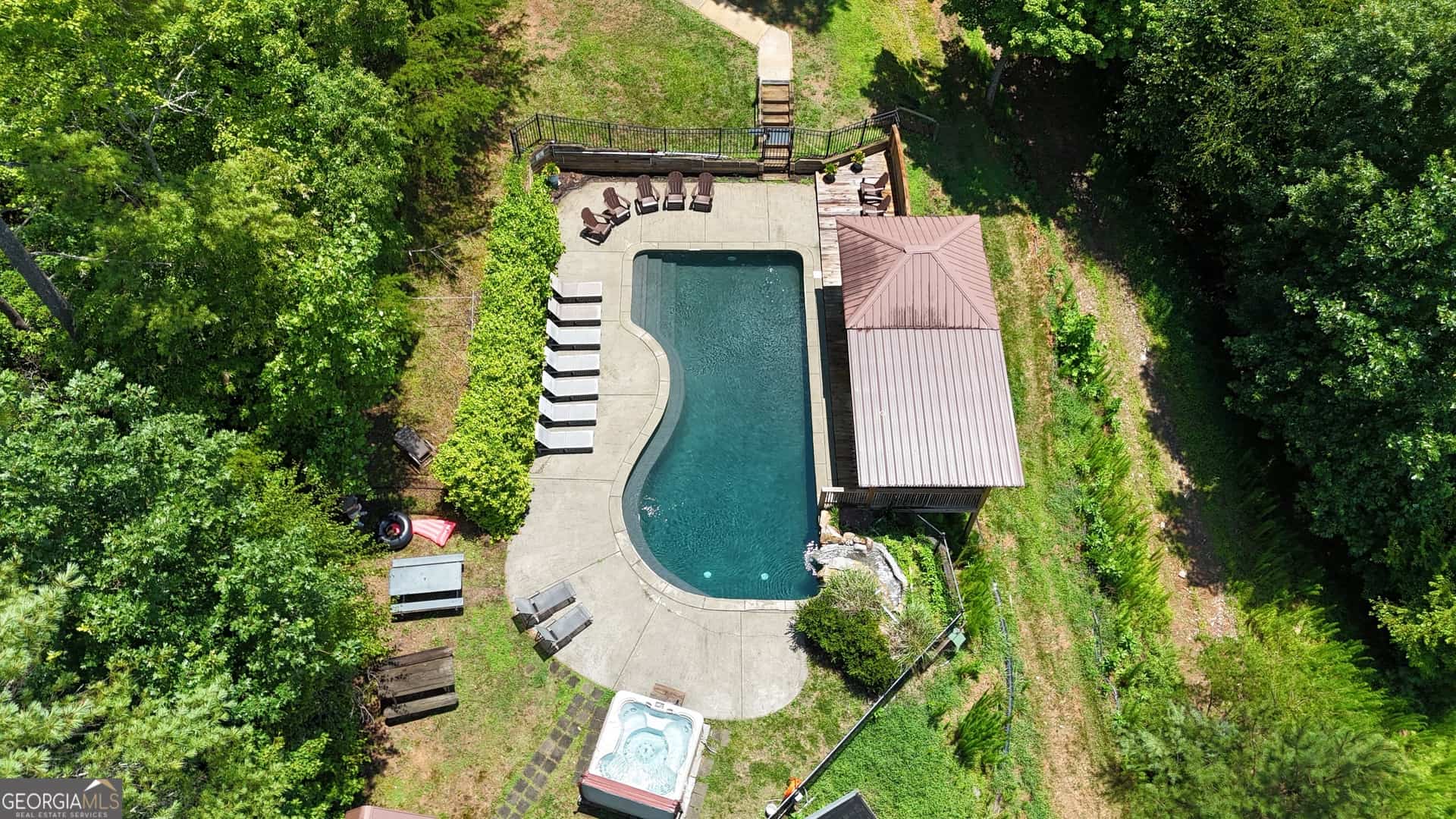 21-235 Riverview CIR, Blue Ridge, GA 30513