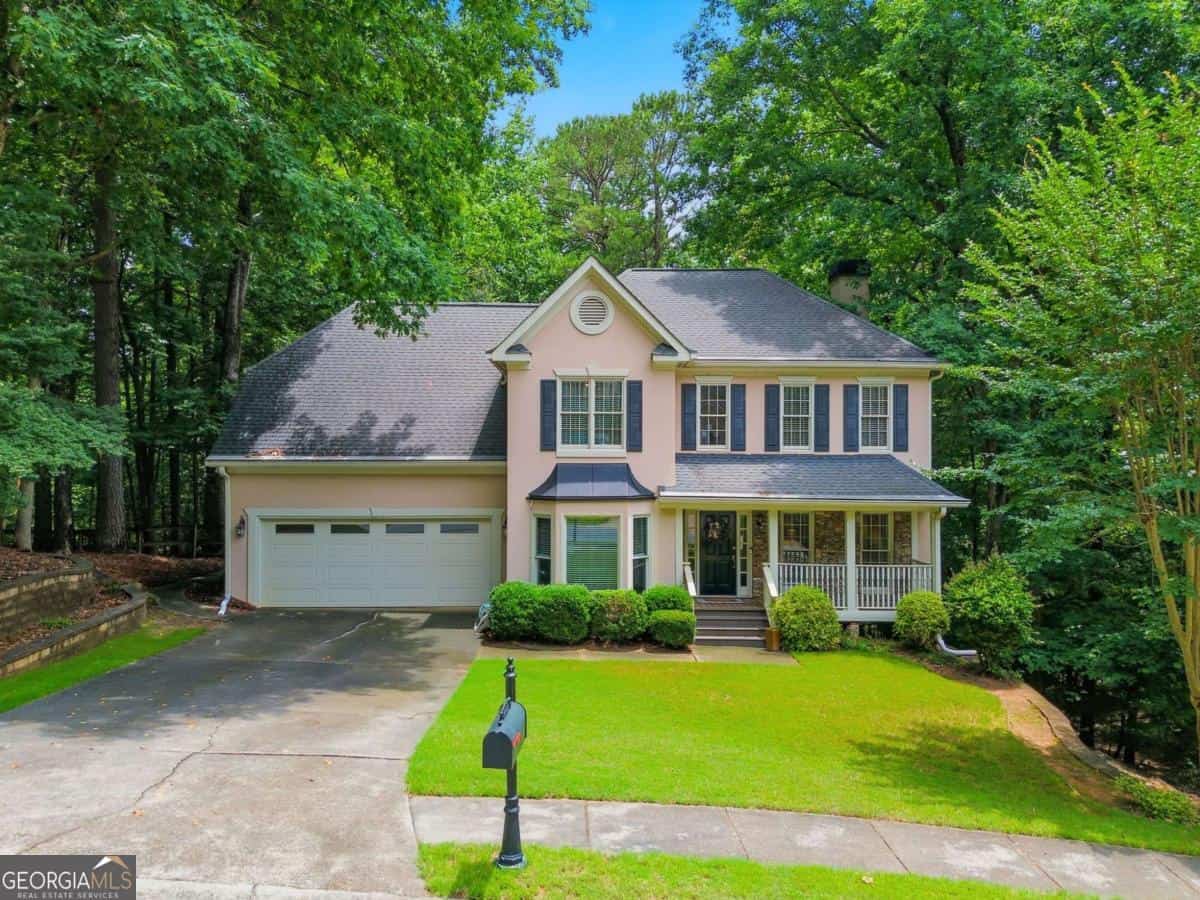 225 Colonial DR, Woodstock, GA 30189