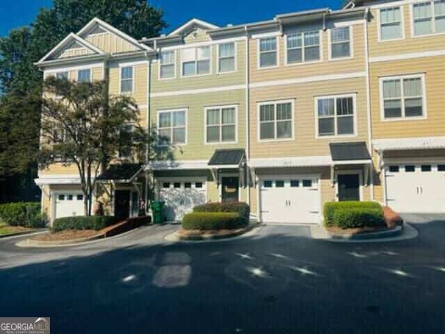 1873 Sterling Oaks CIR NE, Brookhaven, GA 30319